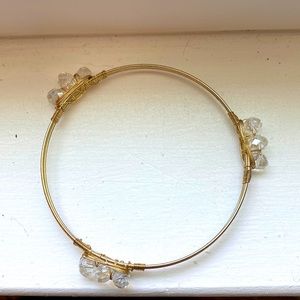 Gold bangle bracket